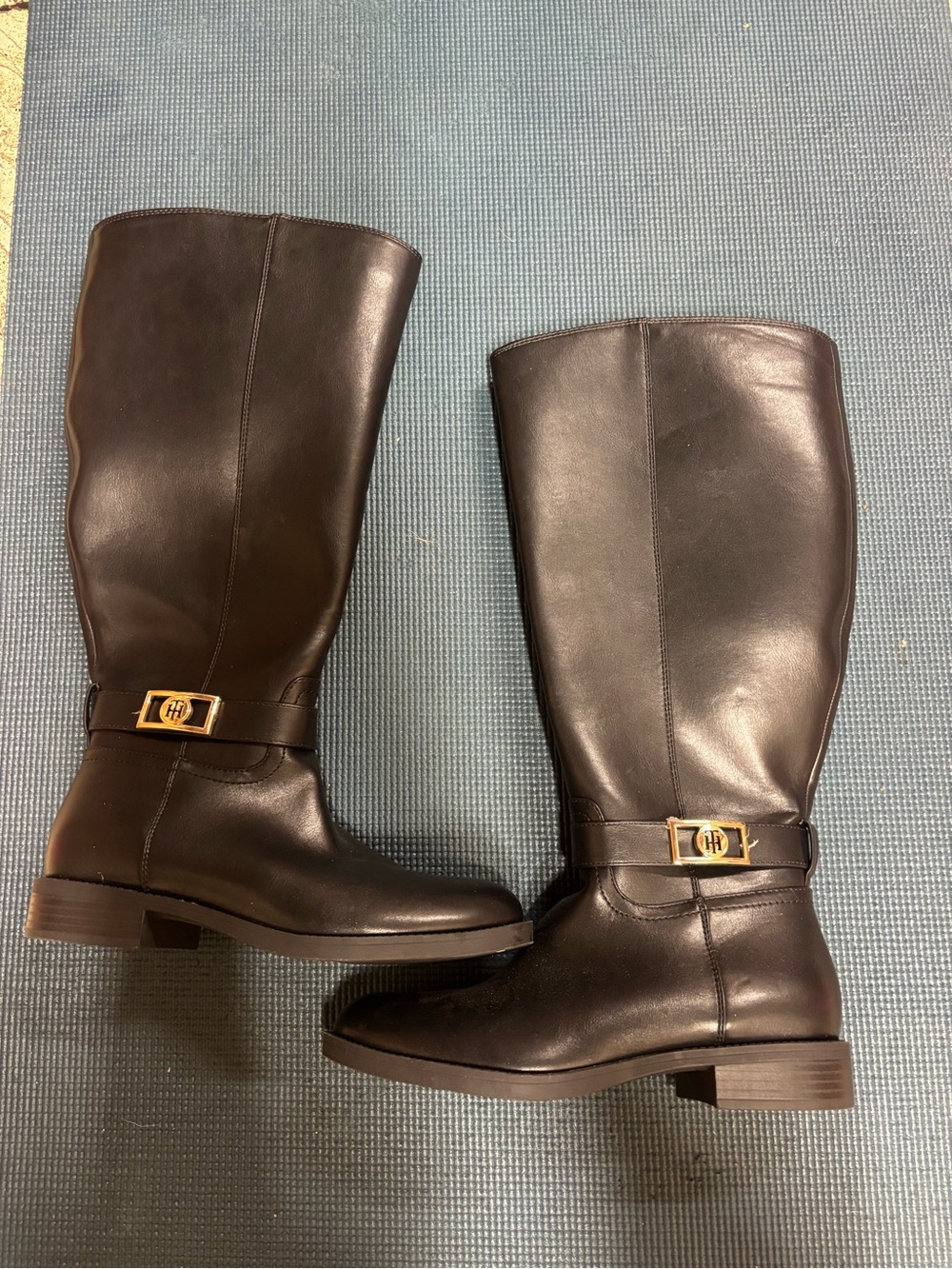 Tommy Hilfiger black boots